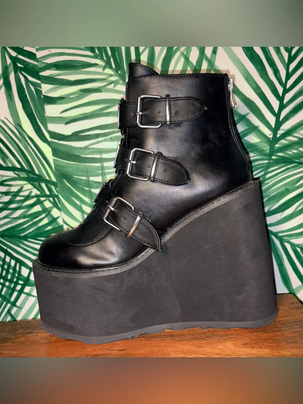 Demonia swing 105